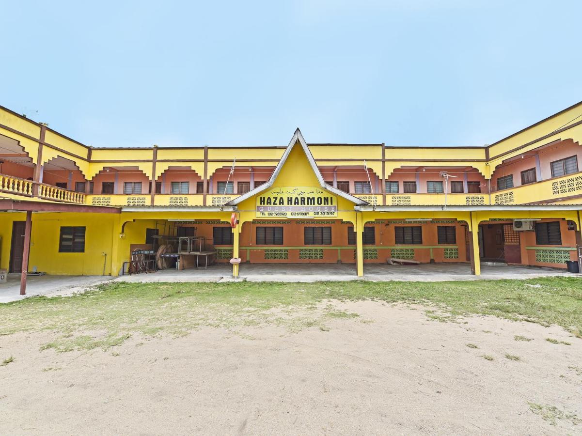 Oyo 90454 Haza Harmoni Guesthouse Kota Bharu Esterno foto