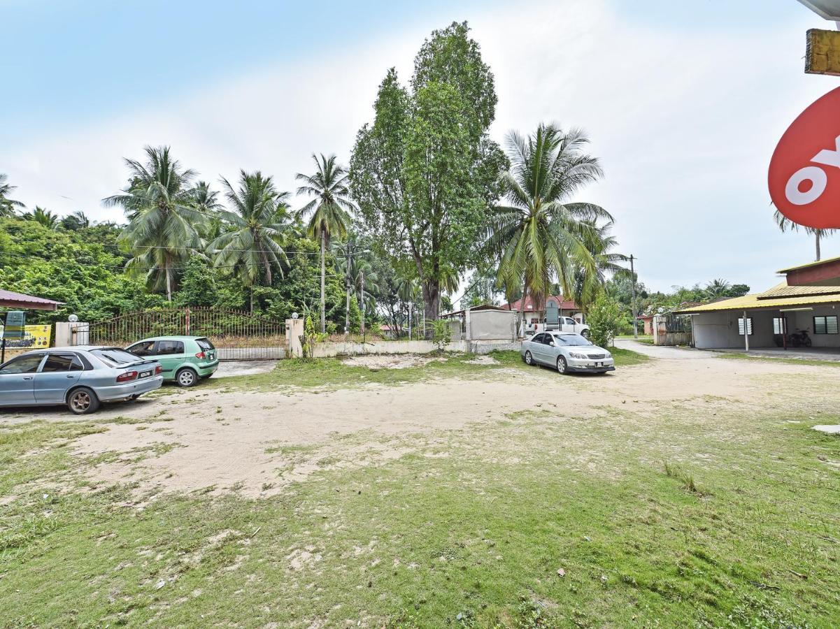 Oyo 90454 Haza Harmoni Guesthouse Kota Bharu Esterno foto