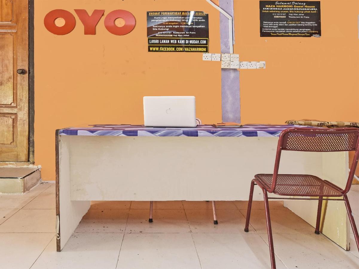 Oyo 90454 Haza Harmoni Guesthouse Kota Bharu Esterno foto