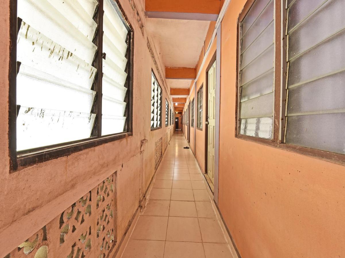 Oyo 90454 Haza Harmoni Guesthouse Kota Bharu Esterno foto