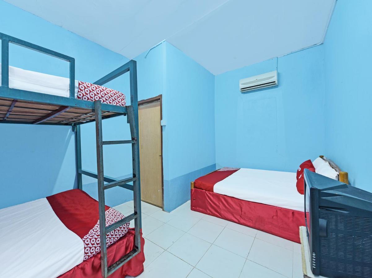 Oyo 90454 Haza Harmoni Guesthouse Kota Bharu Esterno foto